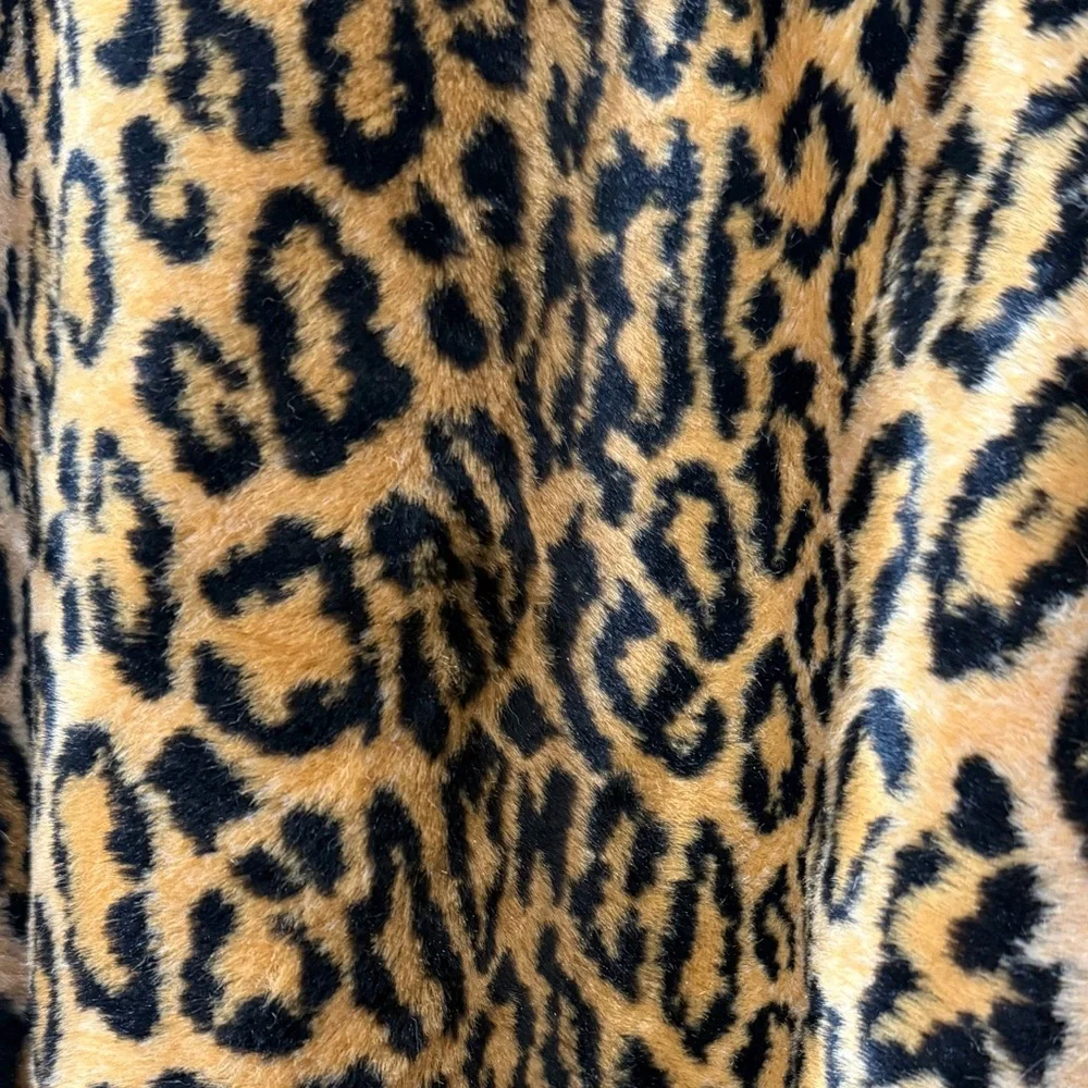 Mobwife Leopard Print Faux Fur Coat - Picture 3 of 3